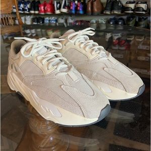 Men’s 9 (42.6) adidas Yeezy Boost 700 ‘Analog’